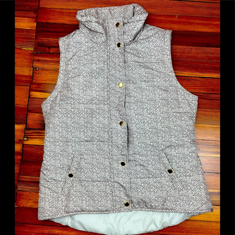Style & CO Puffer Vest - Picture 3 of 12
